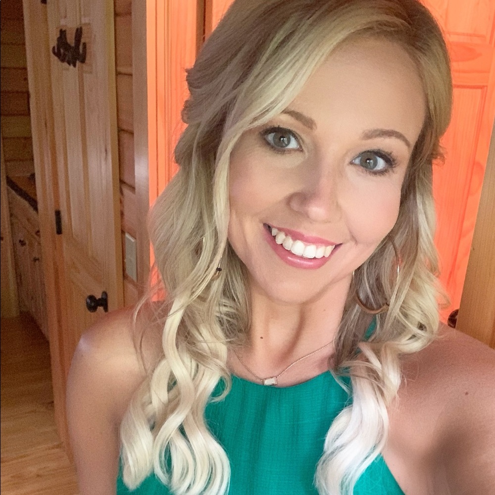 Meet your Posher, Afton